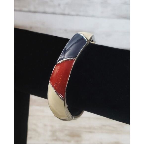 Cream, Navy Blue, & Red Wavy Hinged Bracelet - Picture 1 of 4